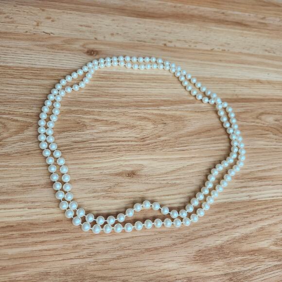 Vintage 29in Faux Pearl Opera Necklace Cream Beaded Bridal Cocktail Costume Chic - Picture 8 of 8